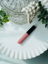 Lace Face Liquid Lipstick