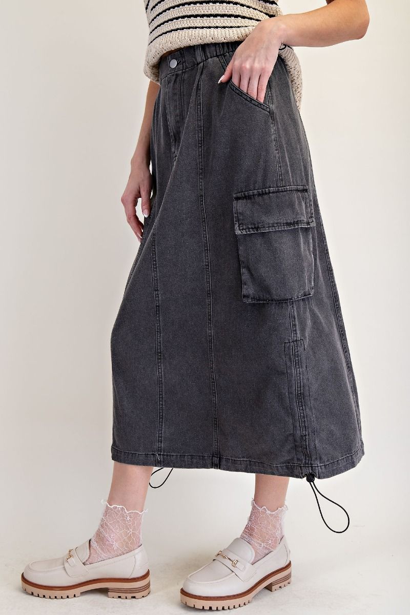 Elastic Wasted Washed Denim Cargo Skirt