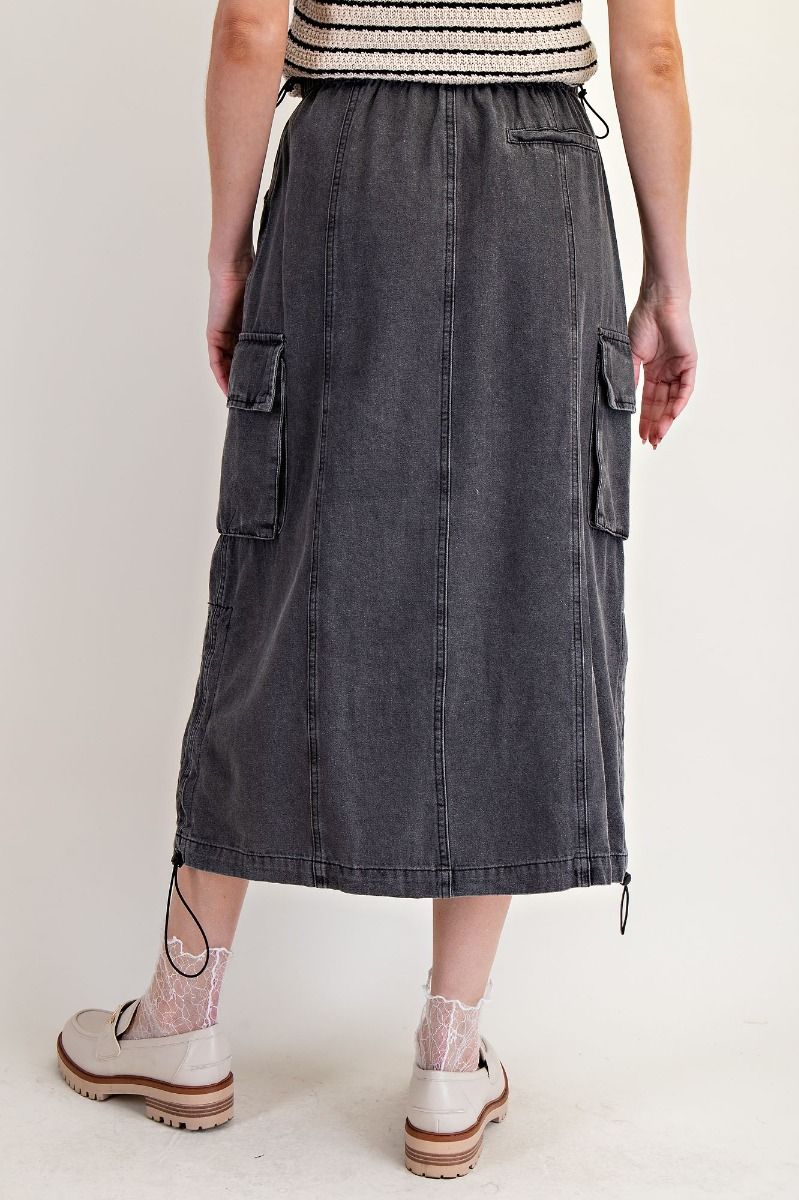 Elastic Wasted Washed Denim Cargo Skirt