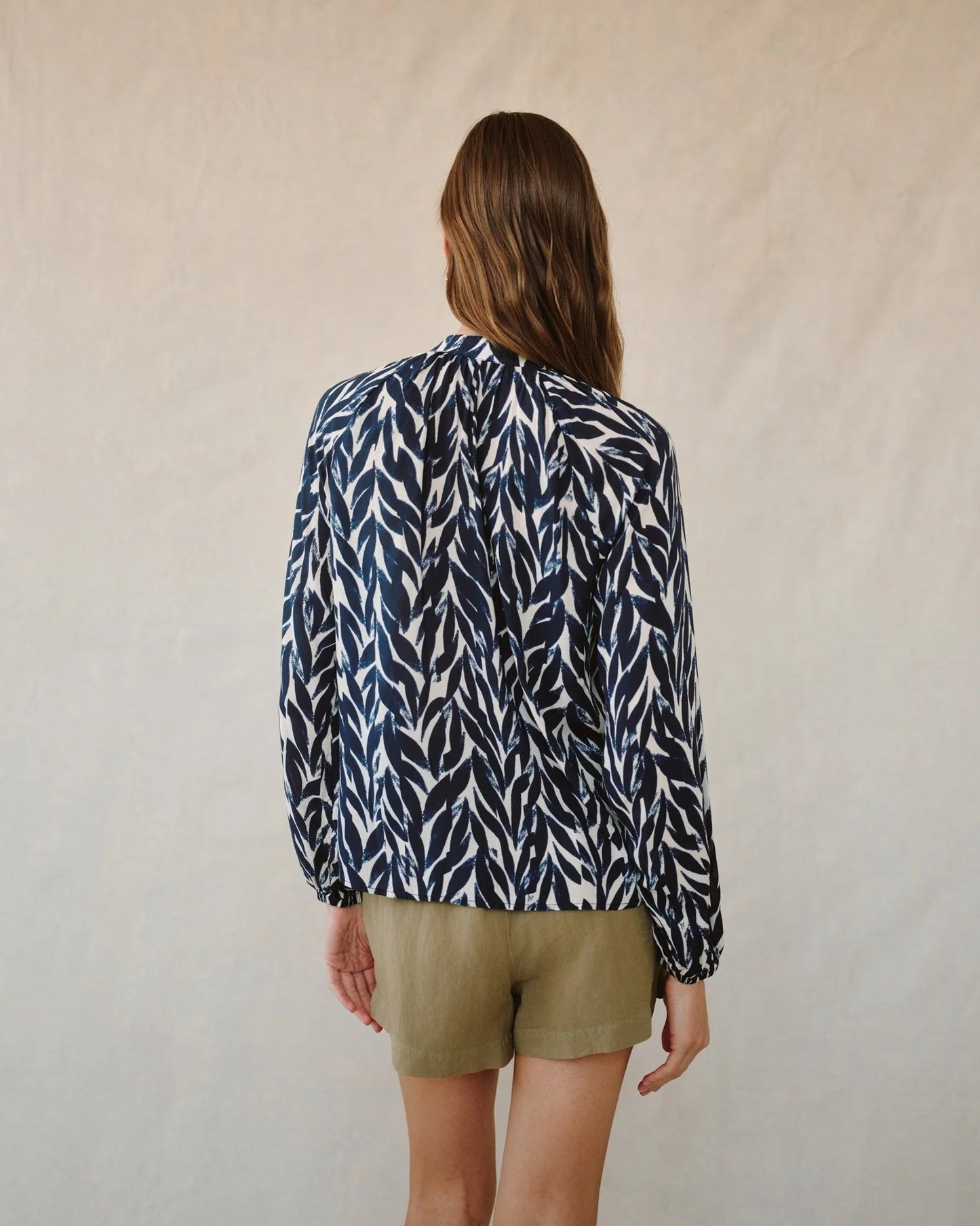 Long Sleeve Shirred Raglan