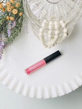 Lace Face Liquid Lipstick