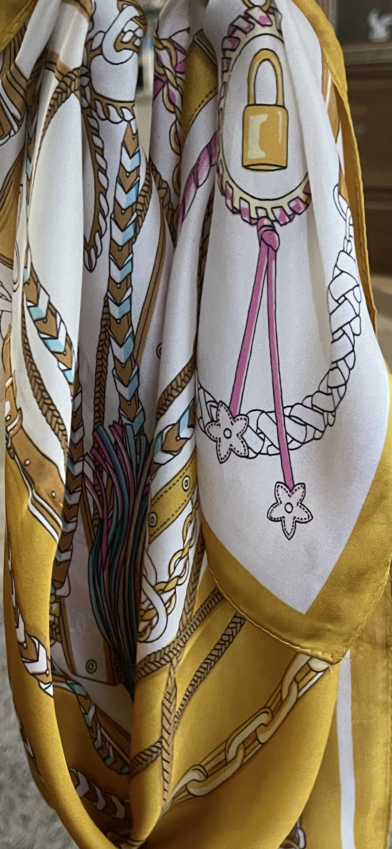 Scarf