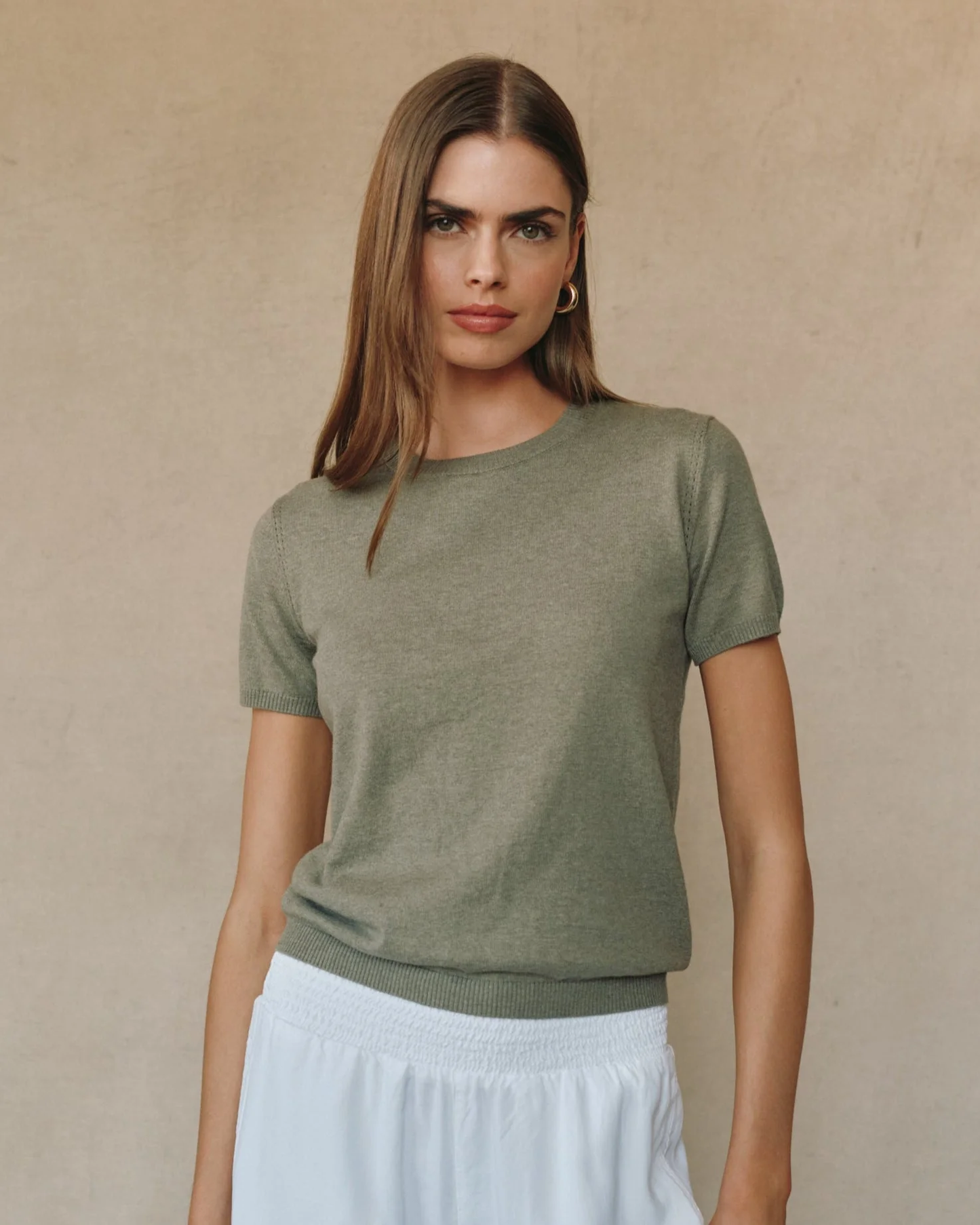 Short Sleeve Crew Neck Knit Top