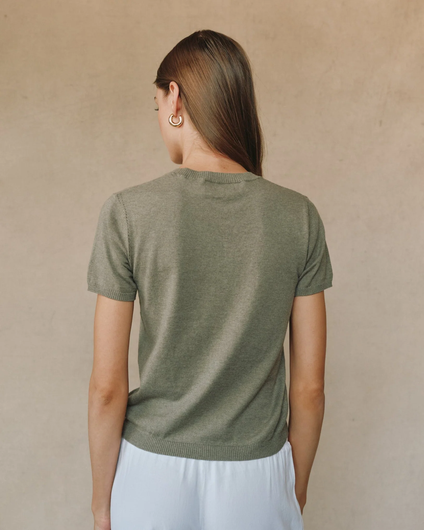 Short Sleeve Crew Neck Knit Top