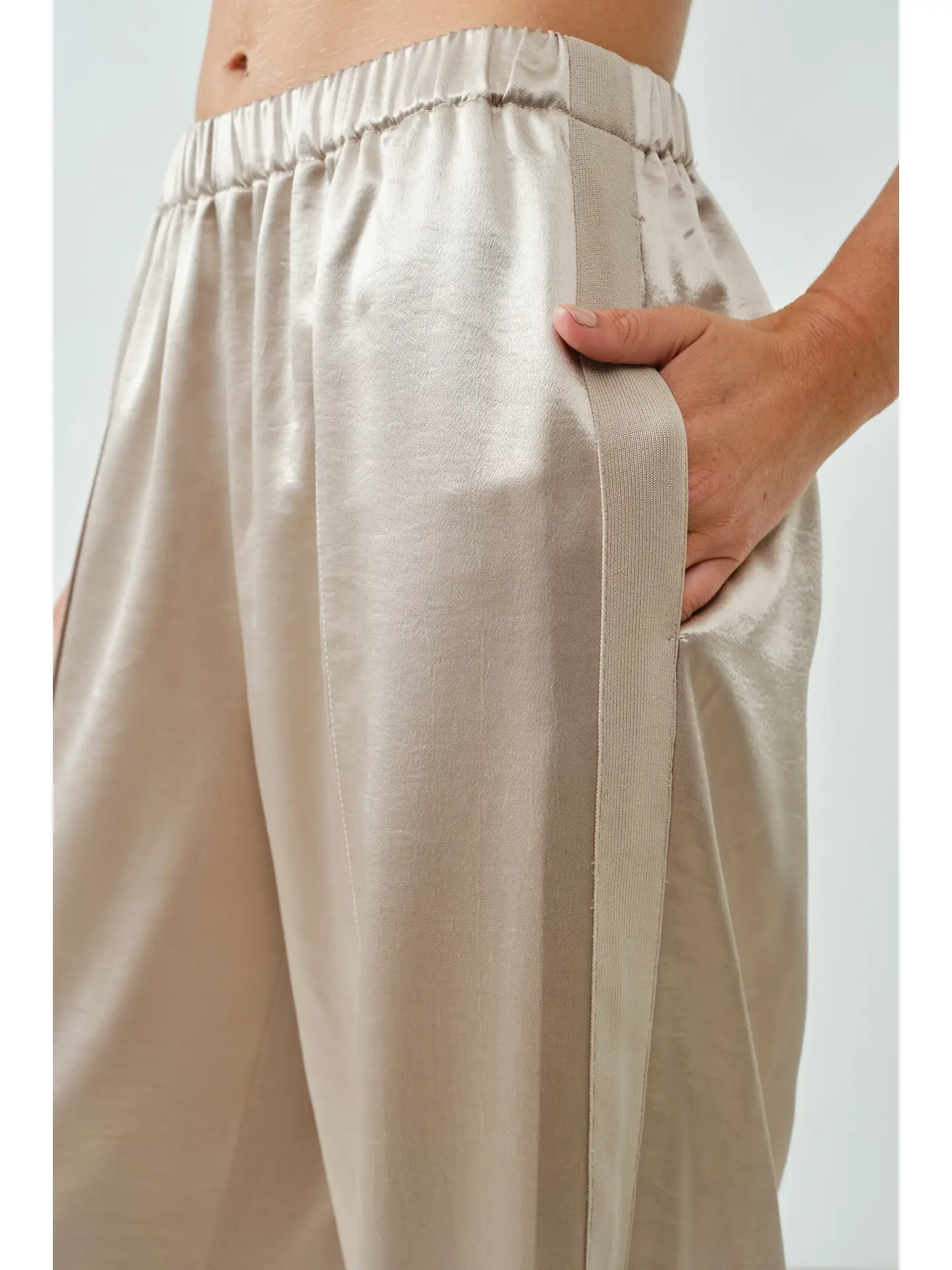 Textured Heavy Weight Satin Comfy Straight Pants
