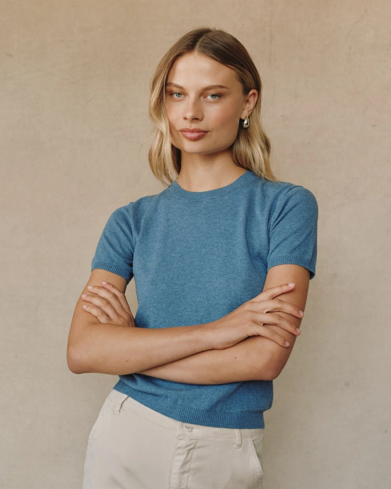 Short Sleeve Crew Neck Knit Top