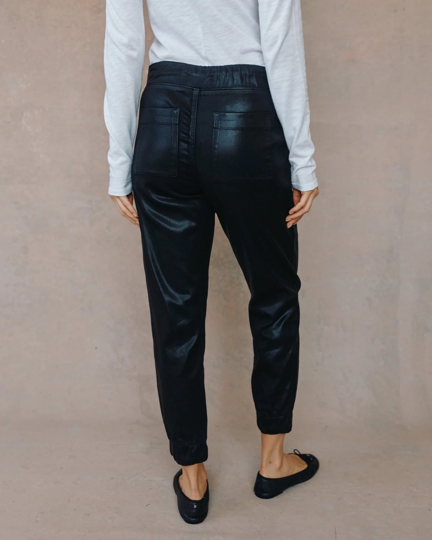 Chelsea Luxe Pocket Jogger - Black