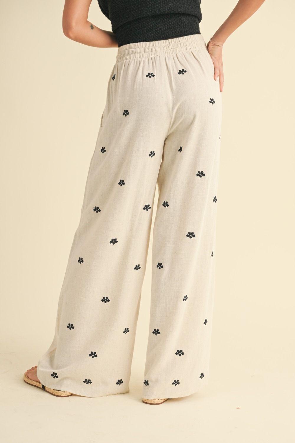 Embroidery Detail Linen Pants