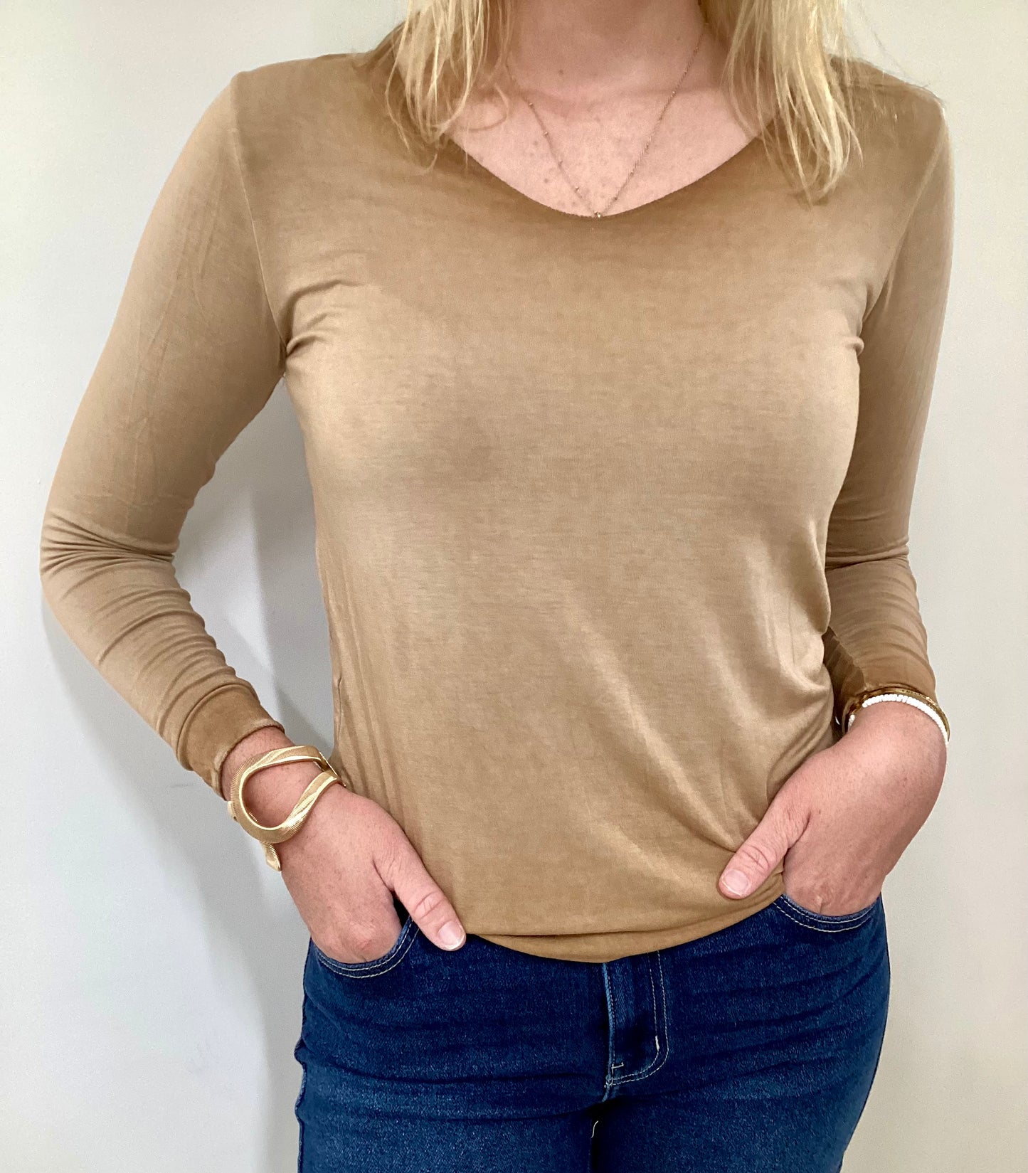 Mineral Wash V-Neck Long Sleeve Top