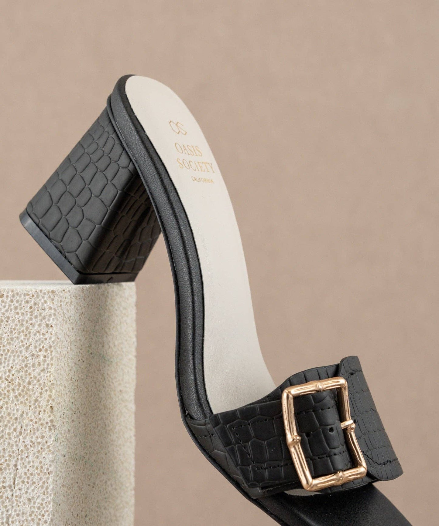 The Glendale Black | Bamboo Buckle Sandal