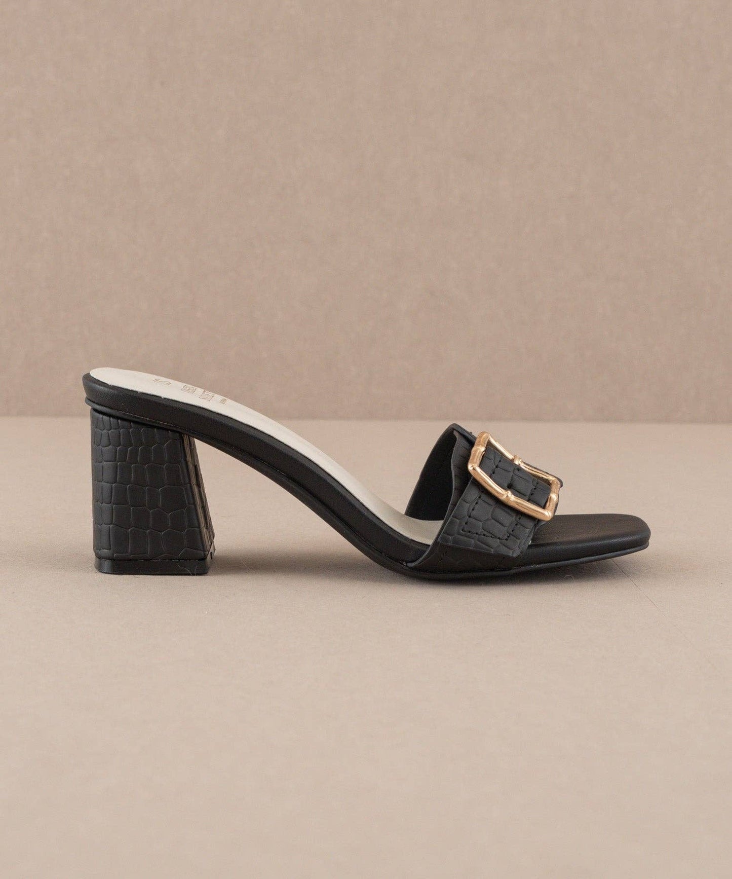 The Glendale Black | Bamboo Buckle Sandal