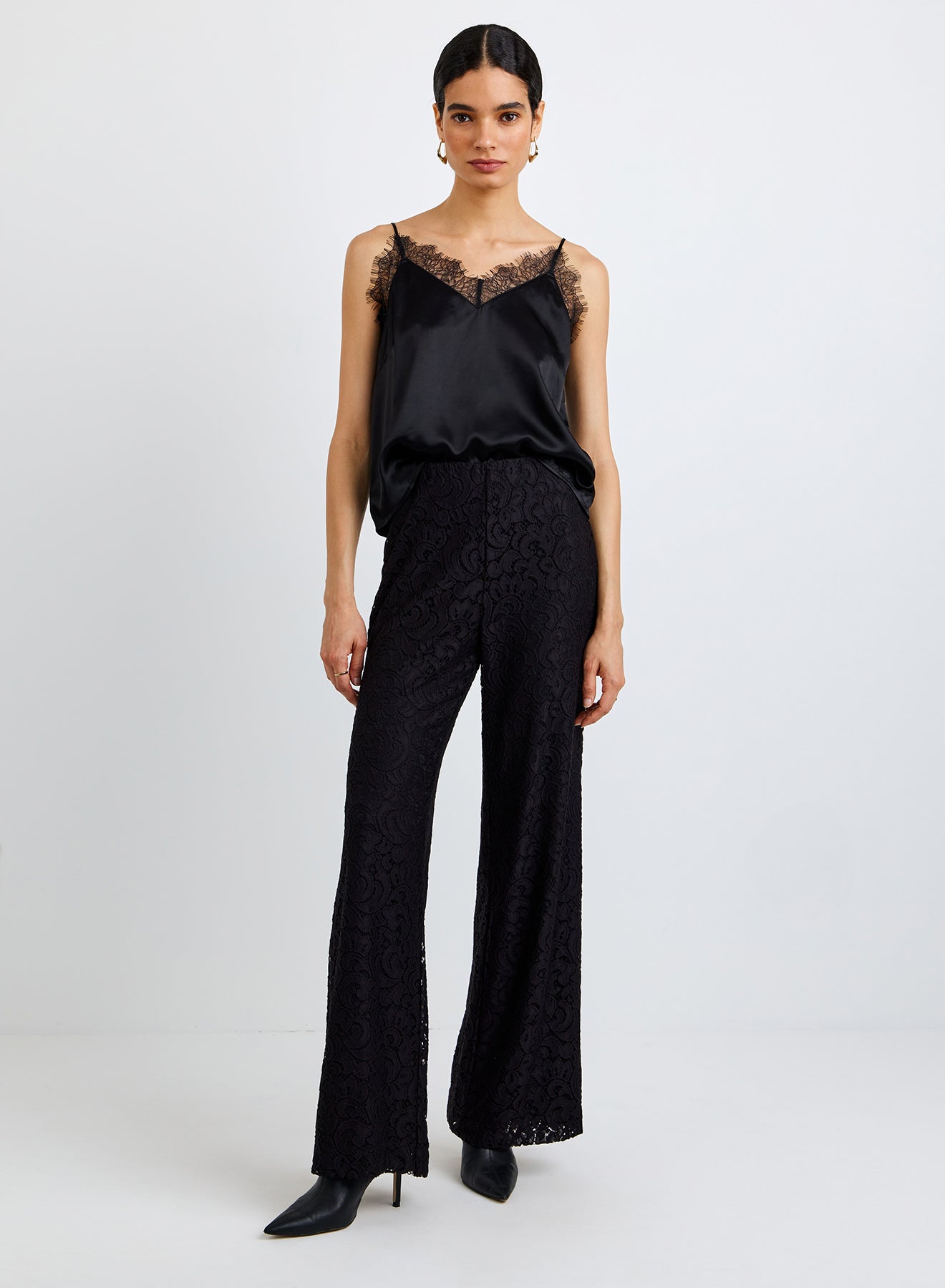 Pull on Stretch Lace Pant