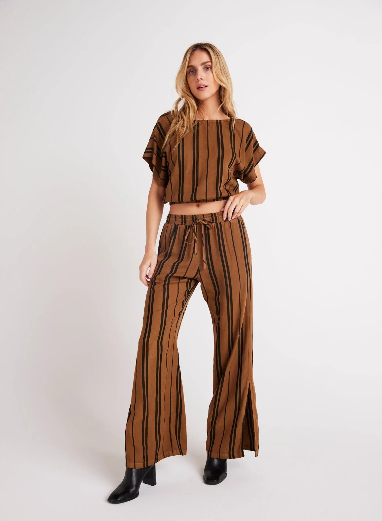 Side Slit Wide Leg Pant